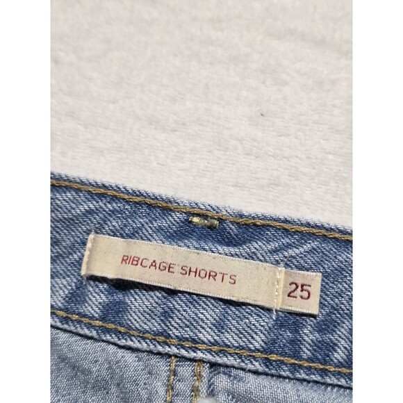 Levi's (Size 25) Denim Ribcage Shorts Medium Wash Cutoff Buttonfly High Waist - Picture 3 of 13